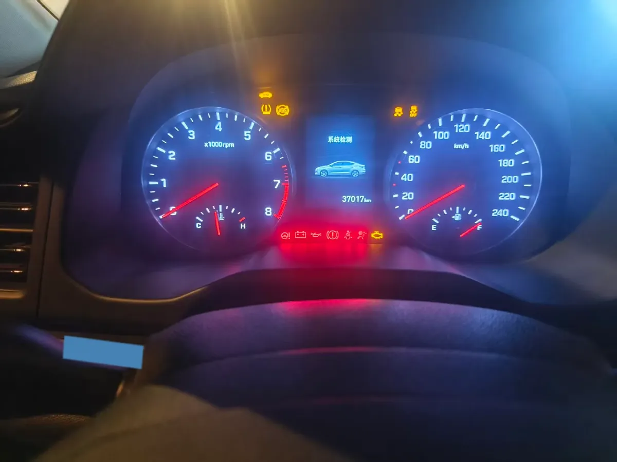 2020 Hyundai Elantra 1.5L 115HP L4 CVT,autocango,china used car exporter,china ev exporter,chinese used car exporter,chinese used ev exporter