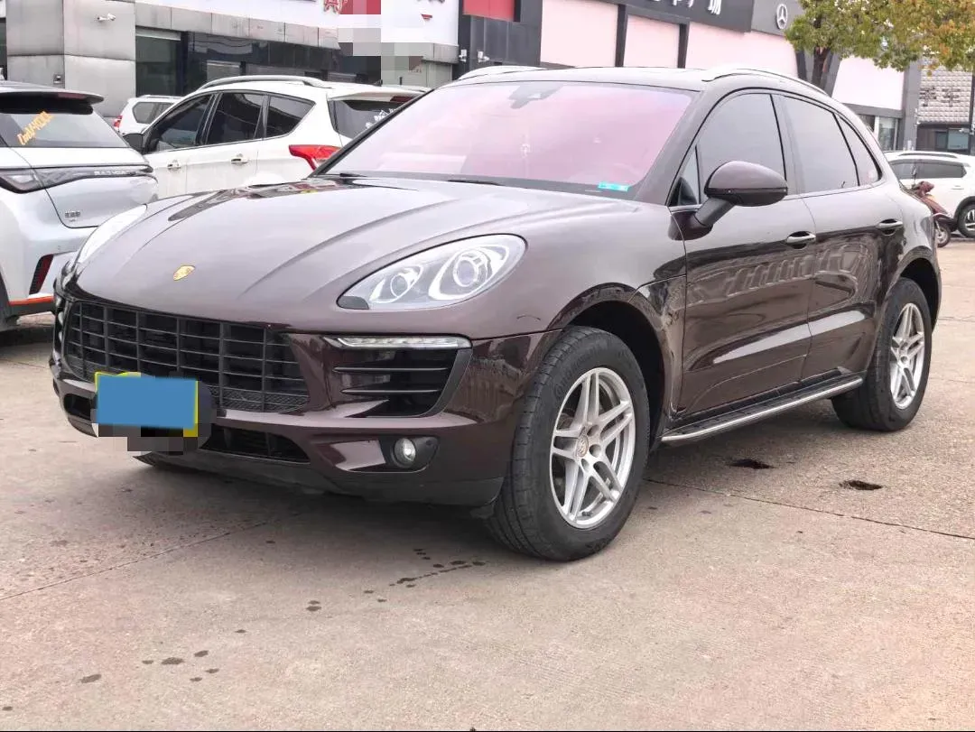 2017 Porsche Macan 2.0T 252HP L4 7DCT,autocango,china used car exporter,china ev exporter,chinese used car exporter,chinese used ev exporter