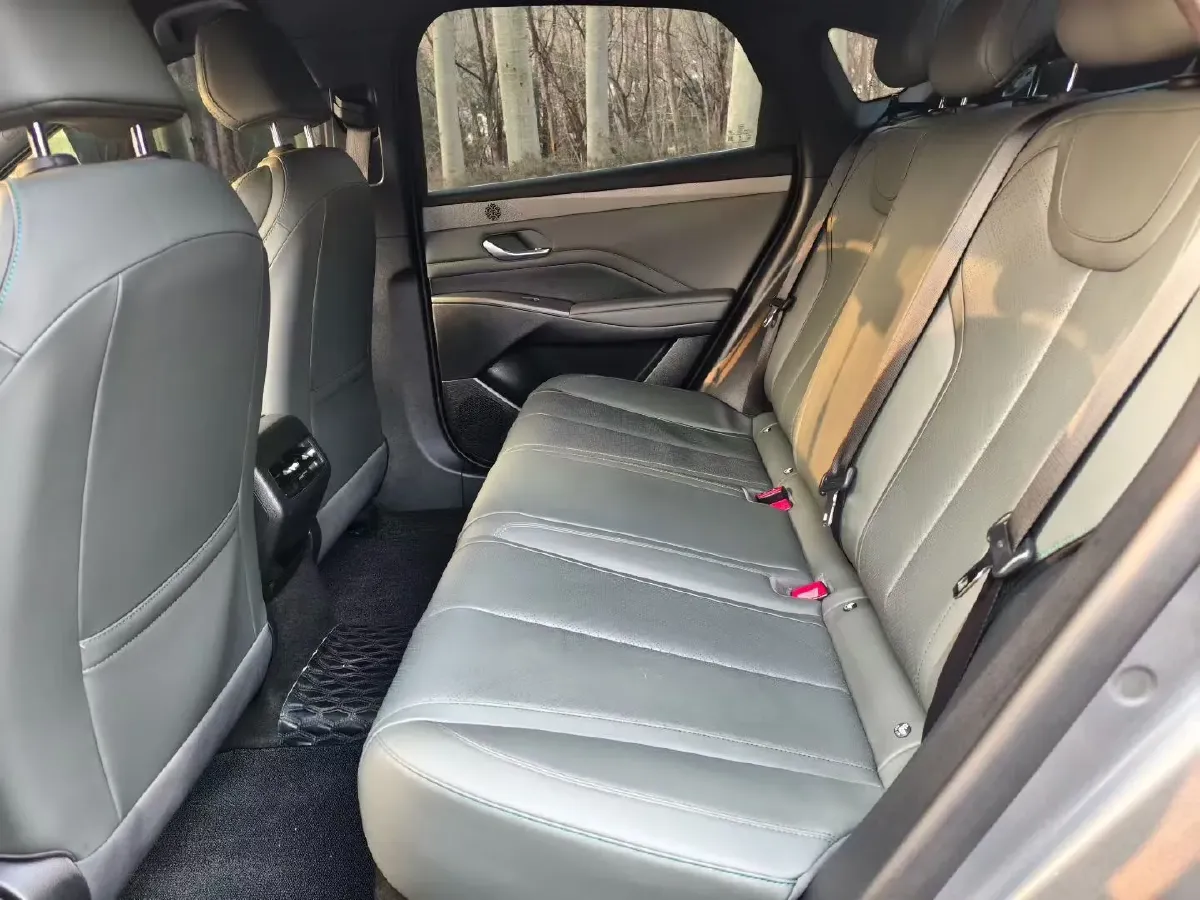 2025 BYD Qin Plus 1.5L 101HP L4 E-CVT PHEV 7.68KWH,autocango,china used car exporter,china ev exporter,chinese used car exporter,chinese used ev exporter