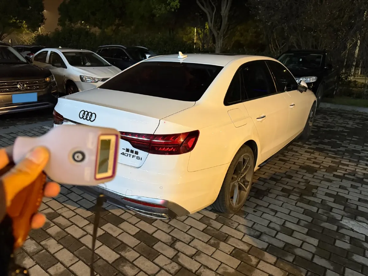 2020 Audi A4L 2.0T 190HP L4 7DCT,autocango,china used car exporter,china ev exporter,chinese used car exporter,chinese used ev exporter