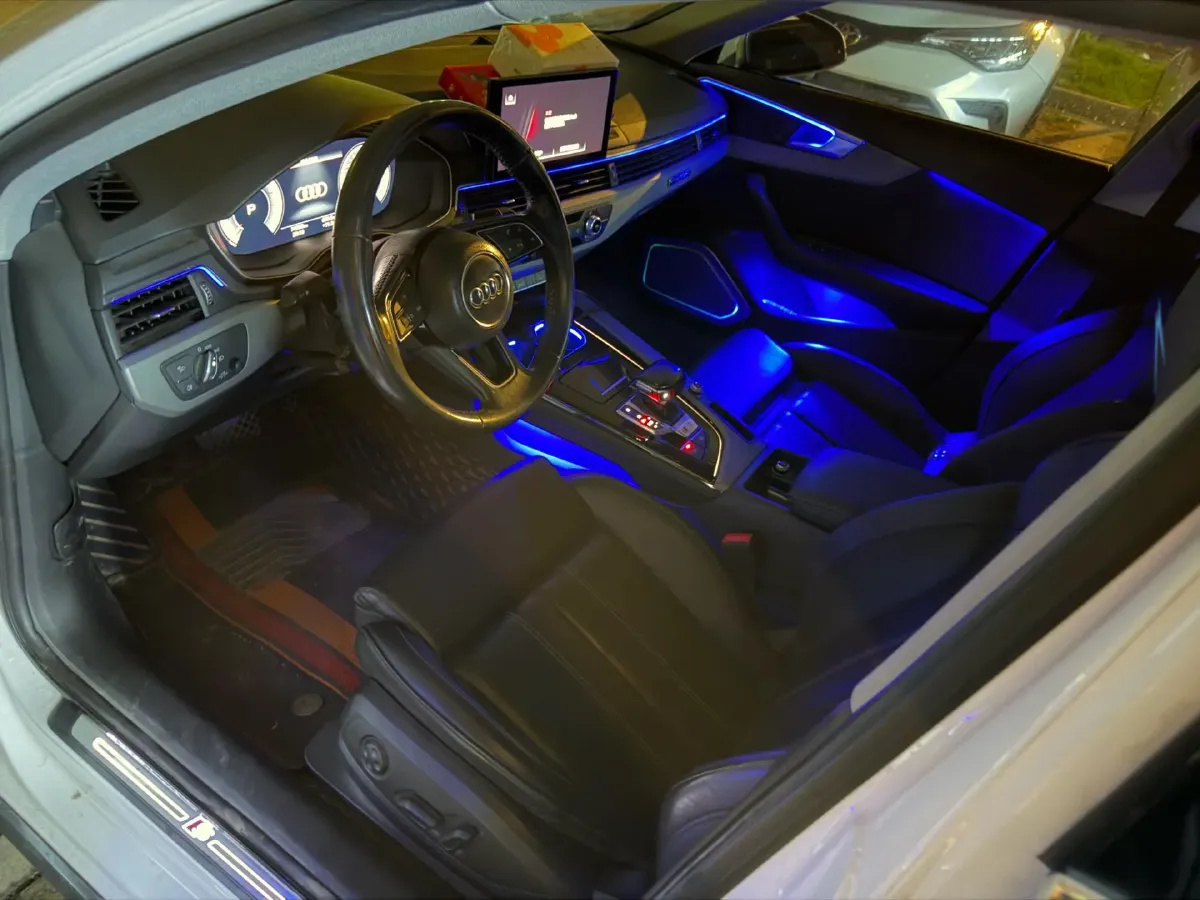 2020 Audi A4L 2.0T 190HP L4 7DCT,autocango,china used car exporter,china ev exporter,chinese used car exporter,chinese used ev exporter