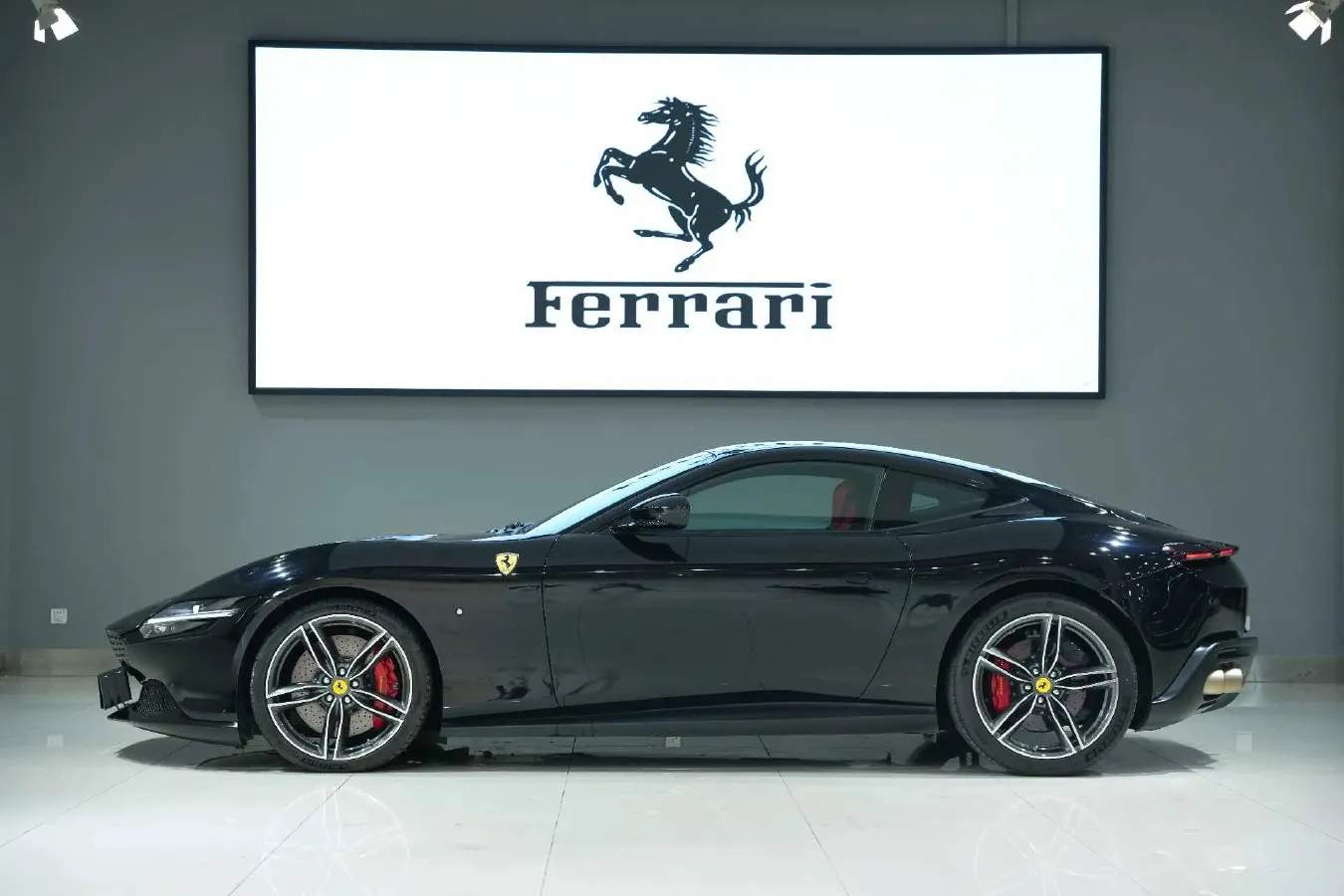 2020 Ferrari Roma 3.9T 620HP V8 8DCT,autocango,china used car exporter,china ev exporter,chinese used car exporter,chinese used ev exporter