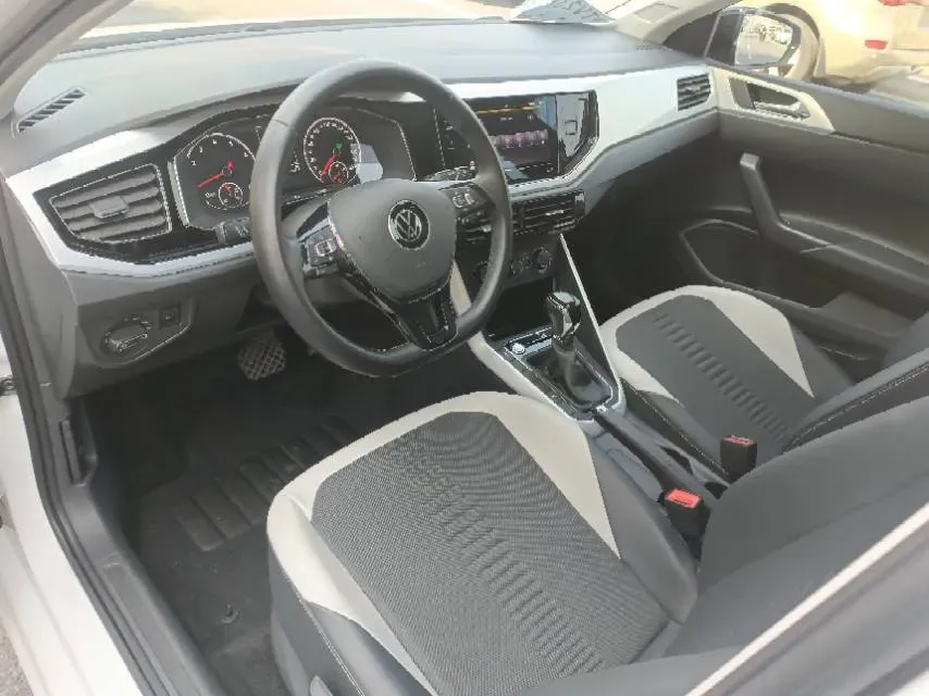 2023 Volkswagen Polo 1.5L 113HP L4 6AT,autocango,china used car exporter,china ev exporter,chinese used car exporter,chinese used ev exporter