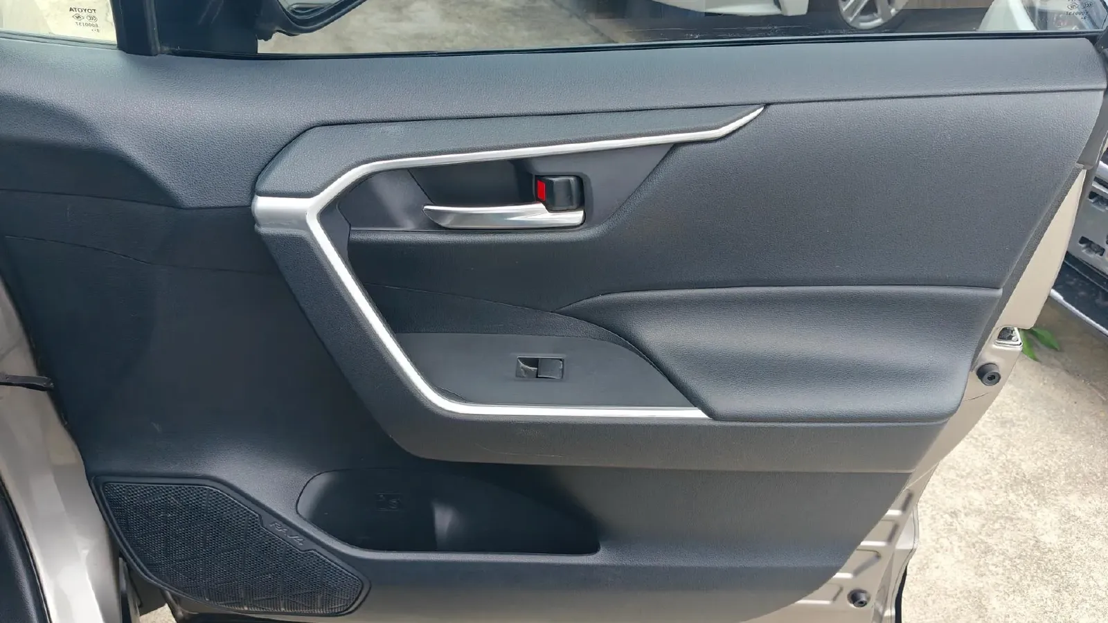 2020 Toyota RAV4 2.0L 171HP L4 CVT,autocango,china used car exporter,china ev exporter,chinese used car exporter,chinese used ev exporter