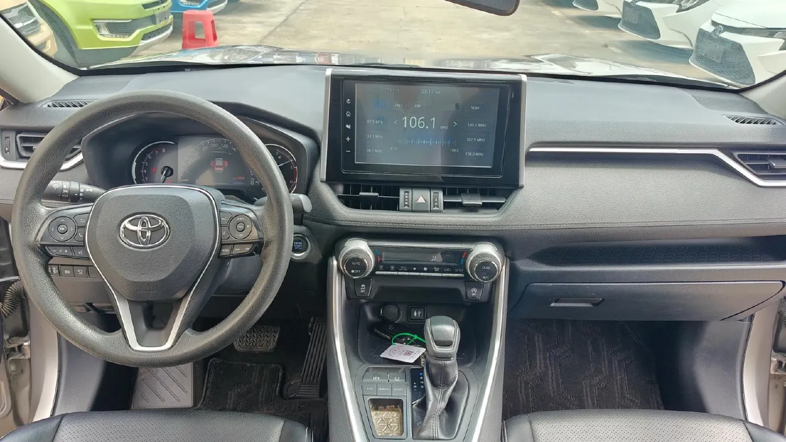 2020 Toyota RAV4 2.0L 171HP L4 CVT,autocango,china used car exporter,china ev exporter,chinese used car exporter,chinese used ev exporter