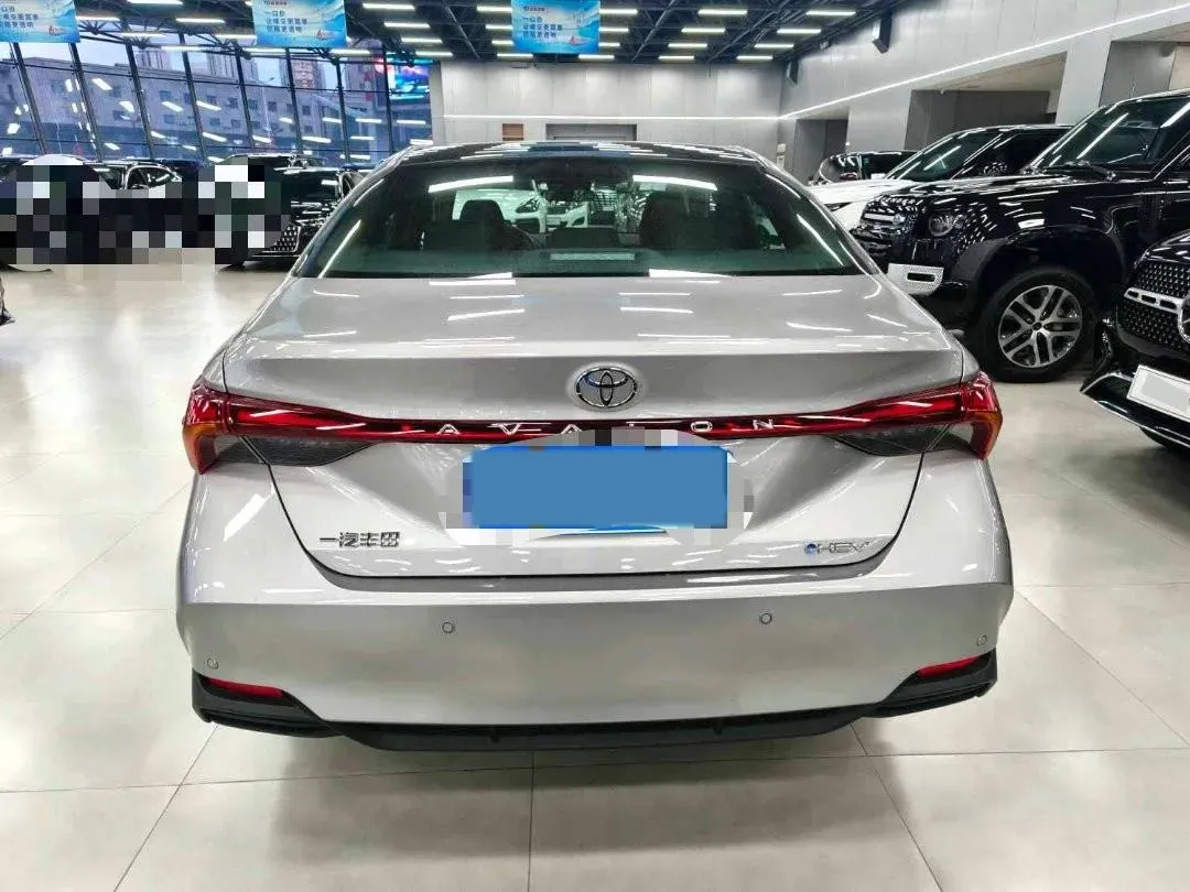 2024 Toyota Avalon 2.0L 152HP L4 E-CVT Hybrid,autocango,china used car exporter,china ev exporter,chinese used car exporter,chinese used ev exporter