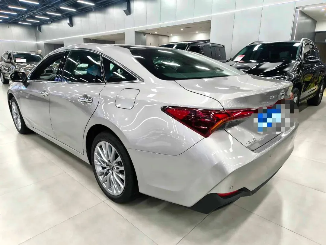 2024 Toyota Avalon 2.0L 152HP L4 E-CVT Hybrid,autocango,china used car exporter,china ev exporter,chinese used car exporter,chinese used ev exporter