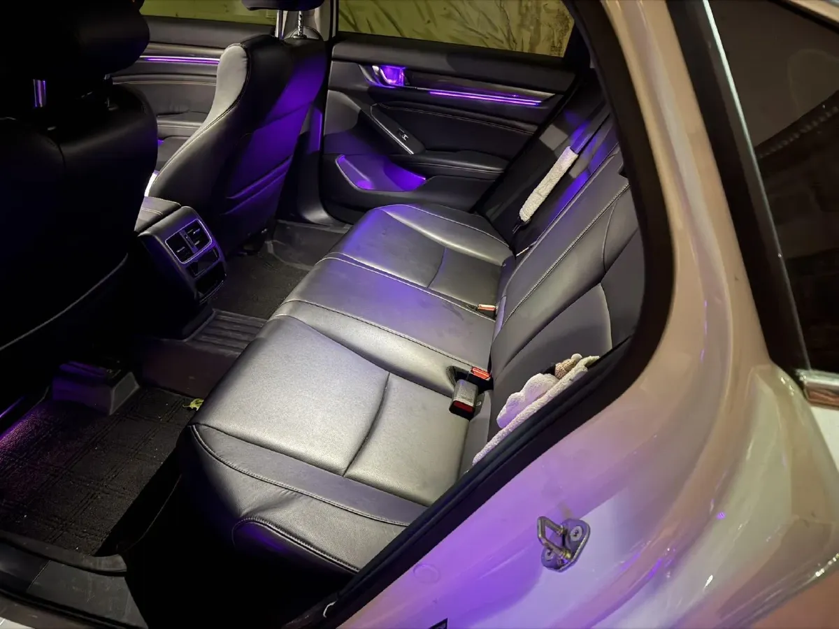 2022 Honda Accord 1.5T 194HP L4 CVT,autocango,china used car exporter,china ev exporter,chinese used car exporter,chinese used ev exporter