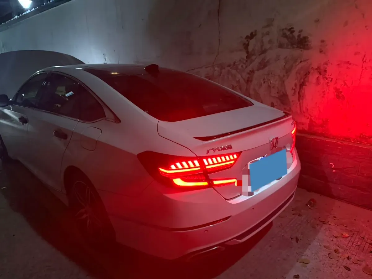 2022 Honda Accord 1.5T 194HP L4 CVT,autocango,china used car exporter,china ev exporter,chinese used car exporter,chinese used ev exporter