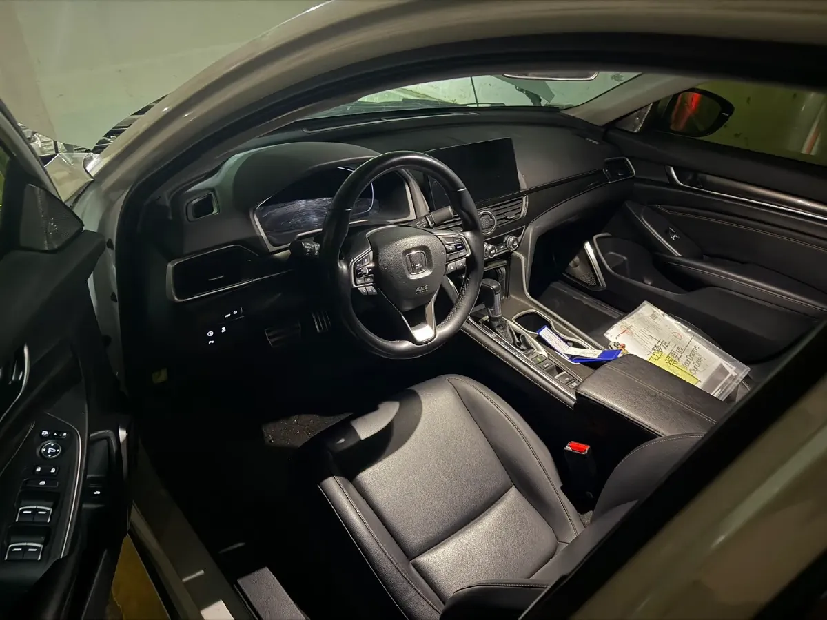 2022 Honda Accord 1.5T 194HP L4 CVT,autocango,china used car exporter,china ev exporter,chinese used car exporter,chinese used ev exporter