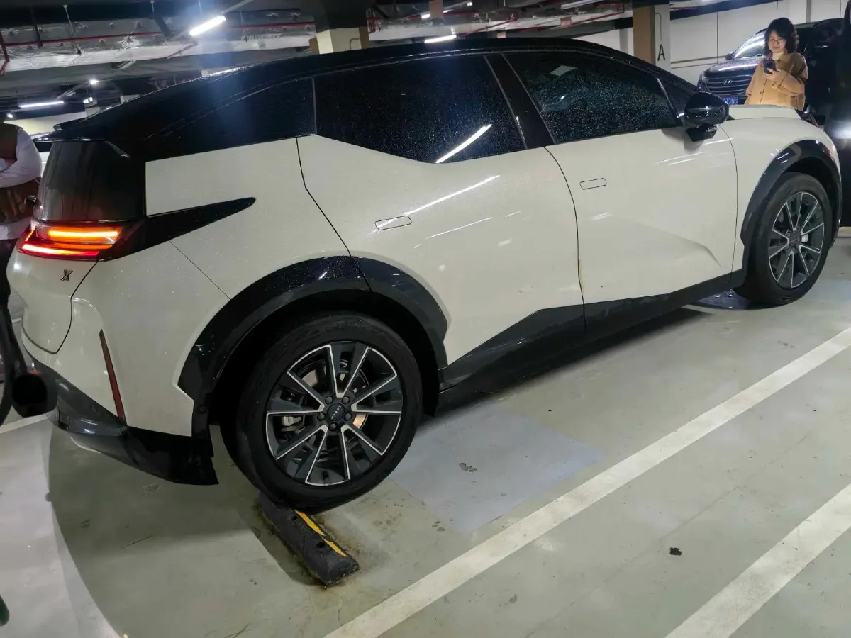 2023 Zeekr X BEV 66KWH,autocango,china used car exporter,china ev exporter,chinese used car exporter,chinese used ev exporter