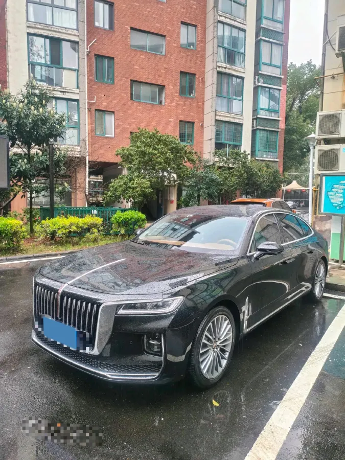2022 HongQi H9 2.0T 252HP L4 7DCT,autocango,china used car exporter,china ev exporter,chinese used car exporter,chinese used ev exporter
