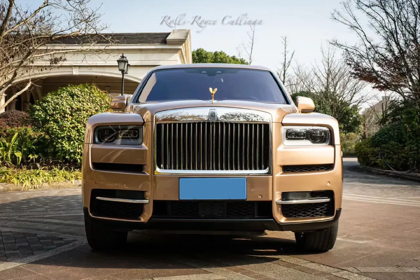 2018 Rolls-Royce Cullinan 6.7T 571HP V12 8AT,autocango,china used car exporter,china ev exporter,chinese used car exporter,chinese used ev exporter