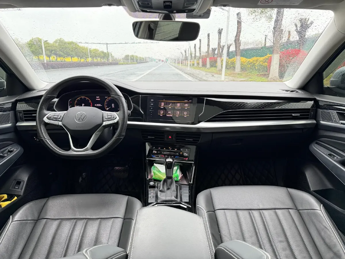 2022 Skoda Kodiak GT 2.0T 186HP L4 7DCT,autocango,china used car exporter,china ev exporter,chinese used car exporter,chinese used ev exporter