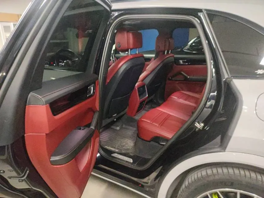 2020 Porsche Cayenne 2.0T 252HP L4 8AT PHEV 14.1KWH,autocango,china used car exporter,china ev exporter,chinese used car exporter,chinese used ev exporter