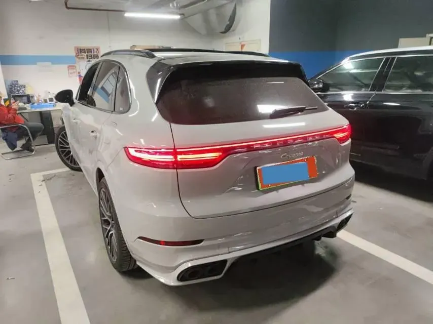 2020 Porsche Cayenne 2.0T 252HP L4 8AT PHEV 14.1KWH,autocango,china used car exporter,china ev exporter,chinese used car exporter,chinese used ev exporter