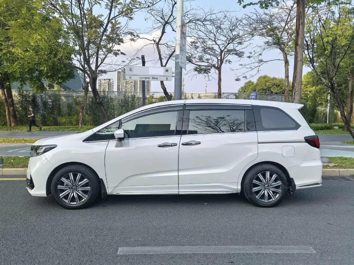 2024 Honda Odyssey 2.0L 146HP L4 E-CVT Hybrid,autocango,china used car exporter,china ev exporter,chinese used car exporter,chinese used ev exporter