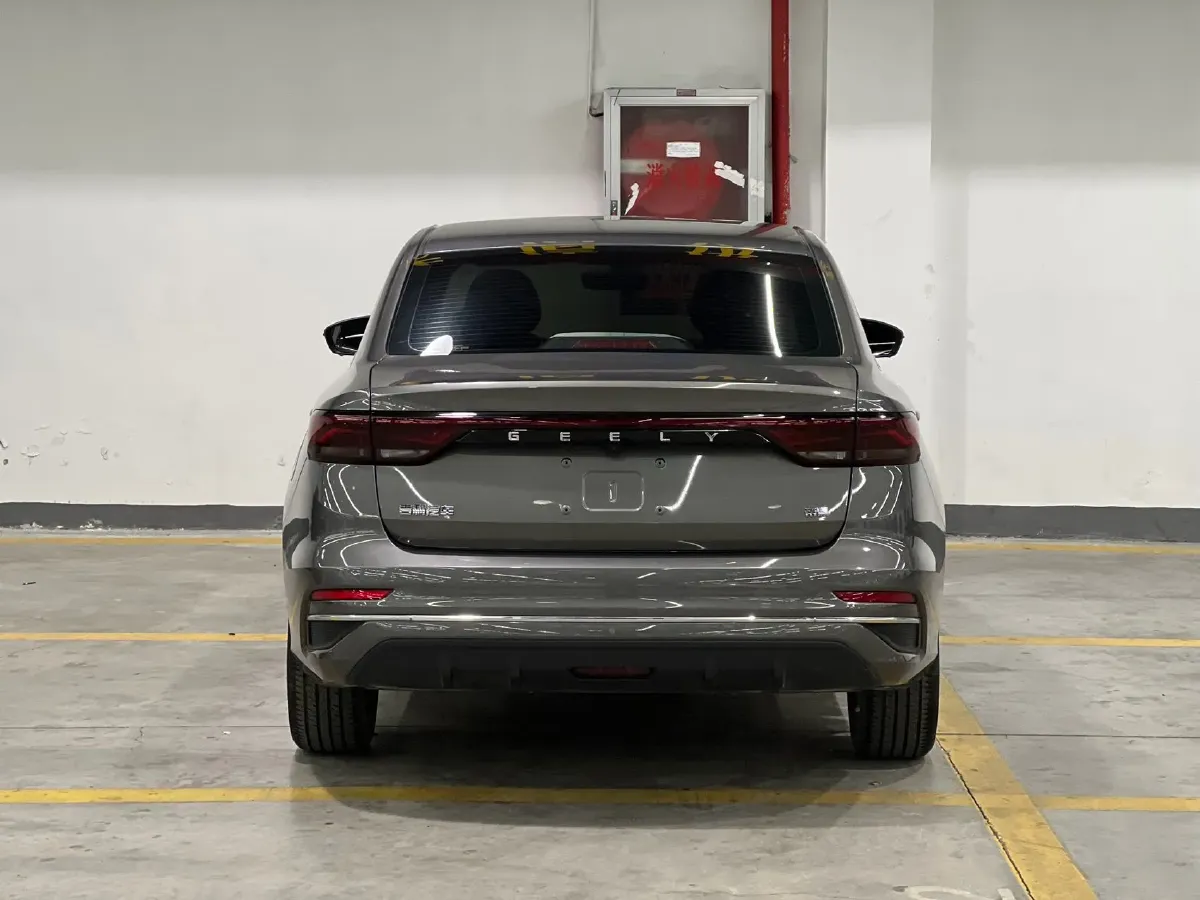 2022 Geely Emgrand 1.5L 114HP L4 CVT,autocango,china used car exporter,china ev exporter,chinese used car exporter,chinese used ev exporter