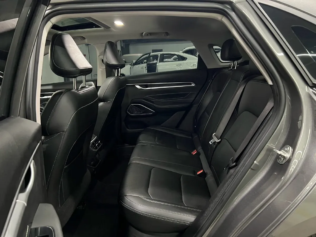 2022 Geely Emgrand 1.5L 114HP L4 CVT,autocango,china used car exporter,china ev exporter,chinese used car exporter,chinese used ev exporter