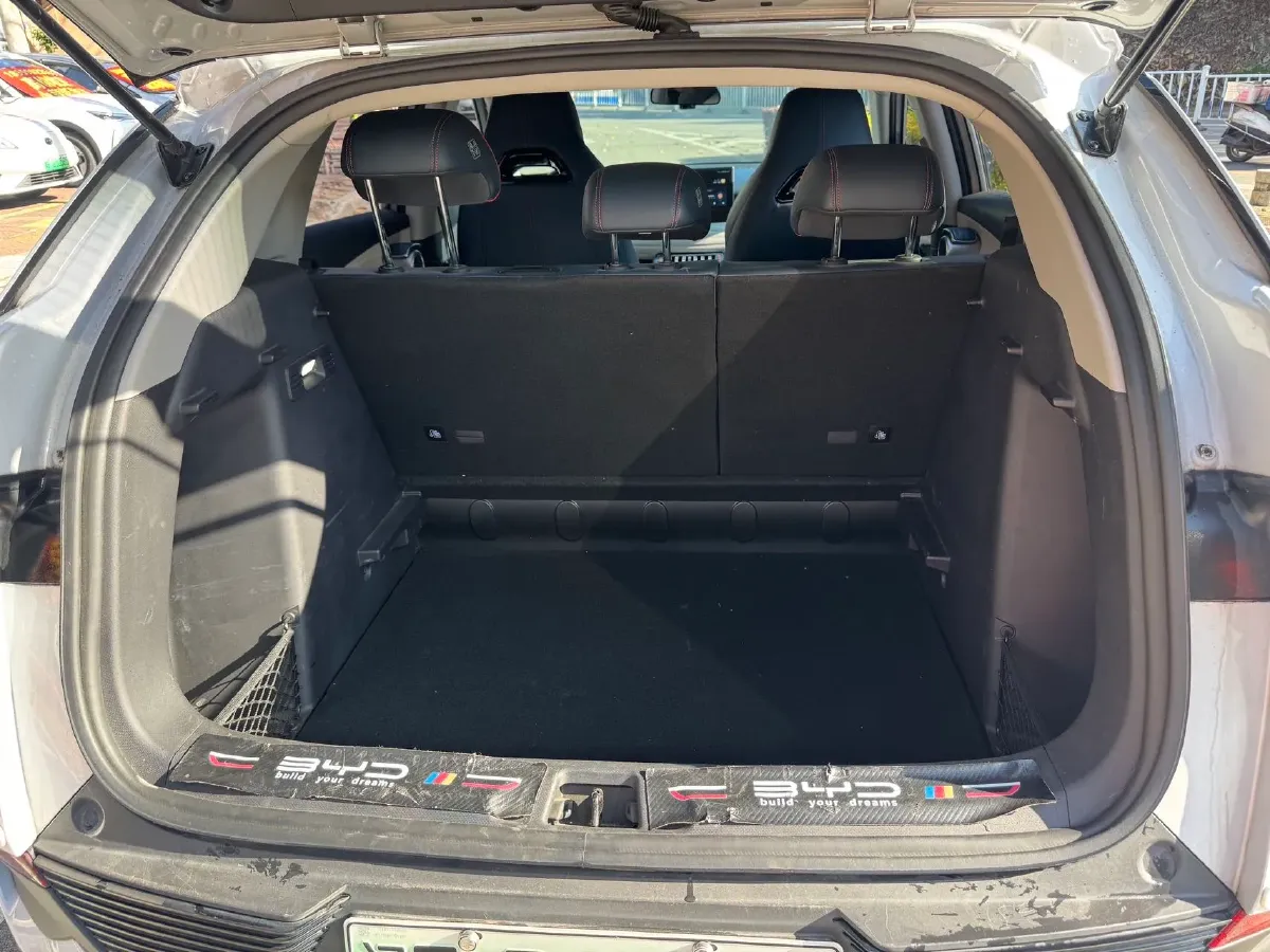 2022 Hycan Z03 BEV 64.23KWH,autocango,china used car exporter,china ev exporter,chinese used car exporter,chinese used ev exporter