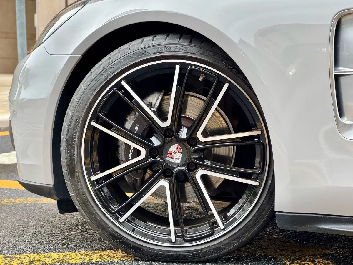 2019 Porsche Panamera 2.9T 330HP V6 8DCT,autocango,china used car exporter,china ev exporter,chinese used car exporter,chinese used ev exporter