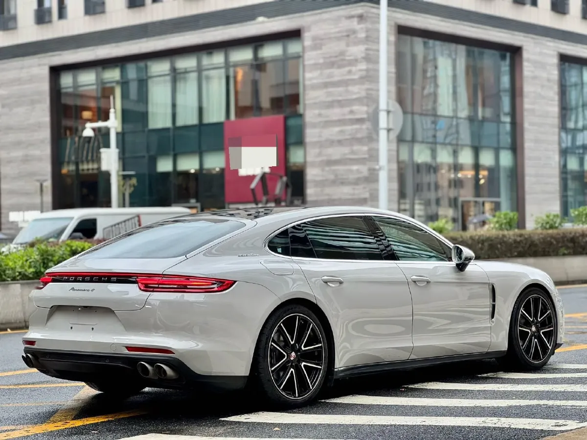 2019 Porsche Panamera 2.9T 330HP V6 8DCT,autocango,china used car exporter,china ev exporter,chinese used car exporter,chinese used ev exporter