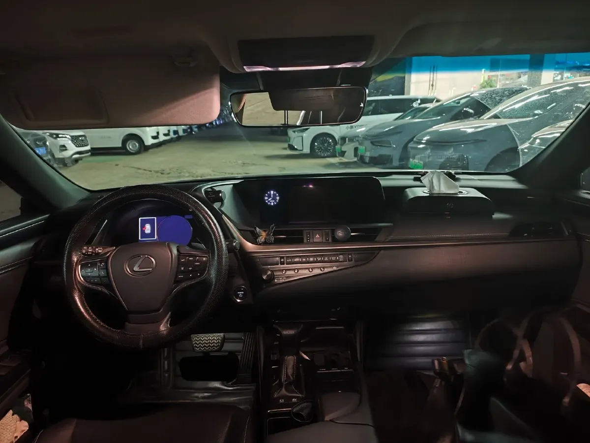 2020 Lexus ES 2.5L 178HP L4 E-CVT Hybrid,autocango,china used car exporter,china ev exporter,chinese used car exporter,chinese used ev exporter