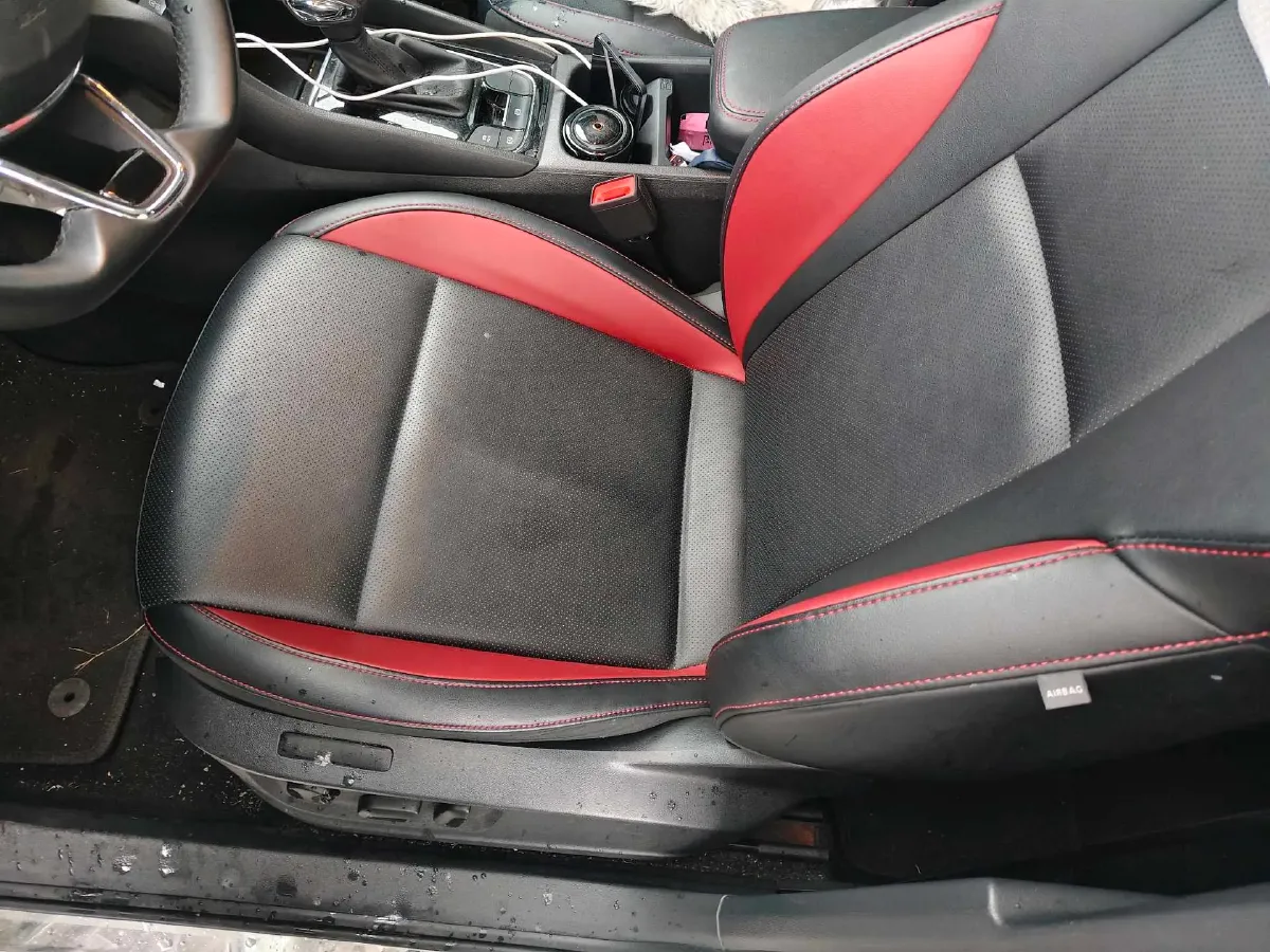 2023 Skoda Karoq 1.4T 150HP L4 7DCT,autocango,china used car exporter,china ev exporter,chinese used car exporter,chinese used ev exporter