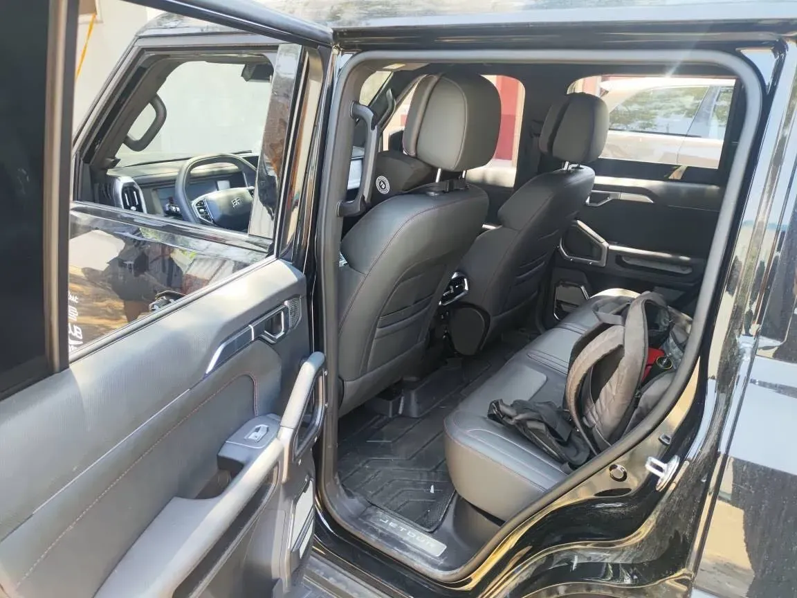 2024 Jetour ShanHai TravellerC-DM 1.5T 156HP L4 3DHT PHEV 43.24KWH,autocango,china used car exporter,china ev exporter,chinese used car exporter,chinese used ev exporter