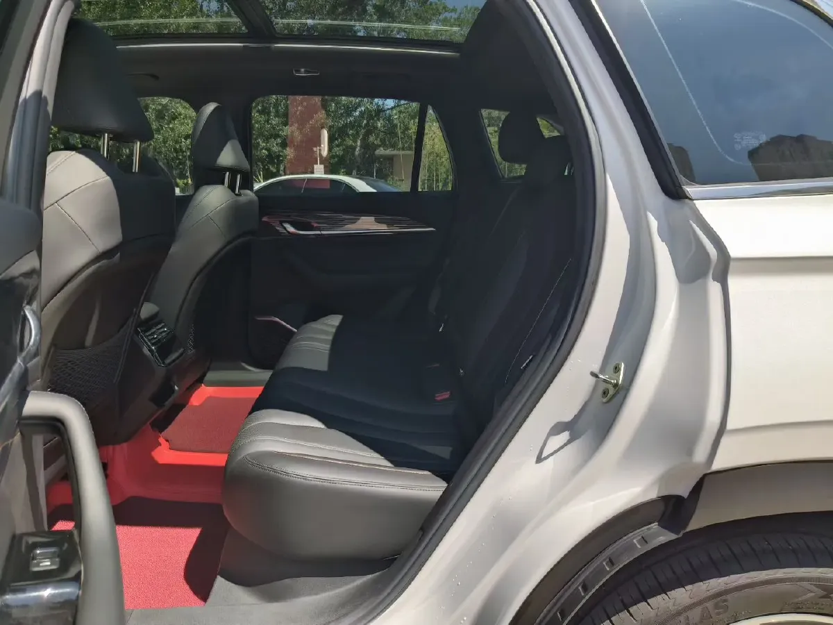 2024 Geely Monjaro 2.0T 218HP L4 7DCT,autocango,china used car exporter,china ev exporter,chinese used car exporter,chinese used ev exporter