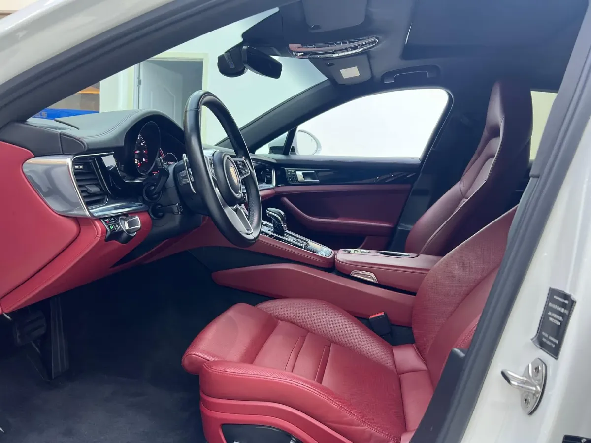 2019 Porsche Panamera 2.9T 330HP V6 8DCT,autocango,china used car exporter,china ev exporter,chinese used car exporter,chinese used ev exporter