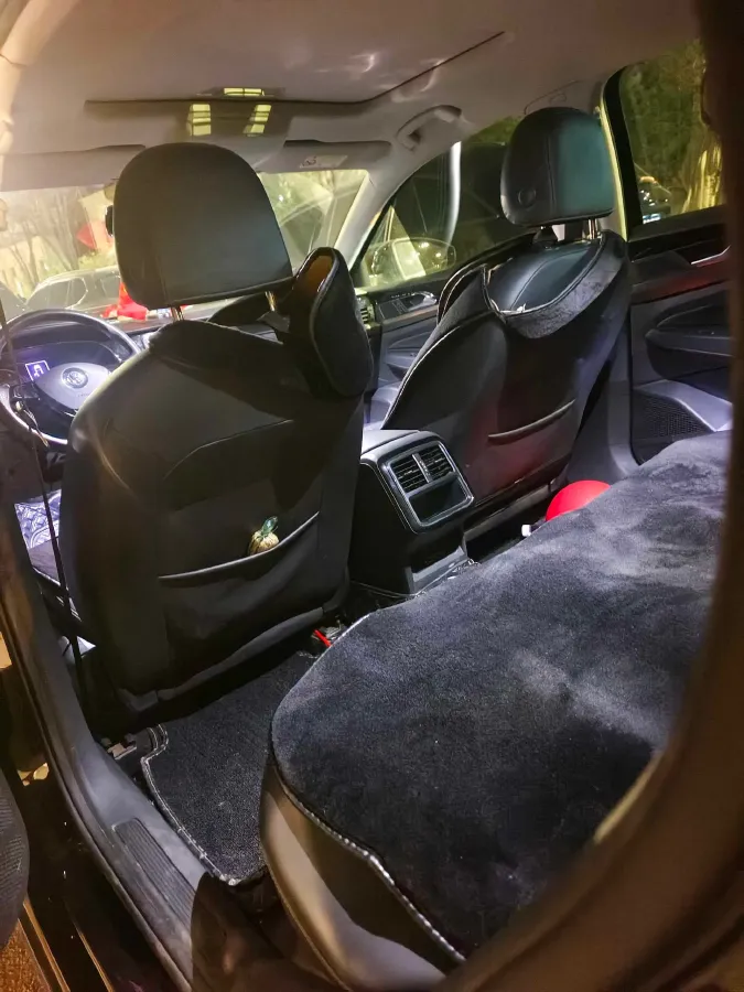 2019 Chevrolet Equinox 1.5T 180HP L4 6AT,autocango,china used car exporter,china ev exporter,chinese used car exporter,chinese used ev exporter