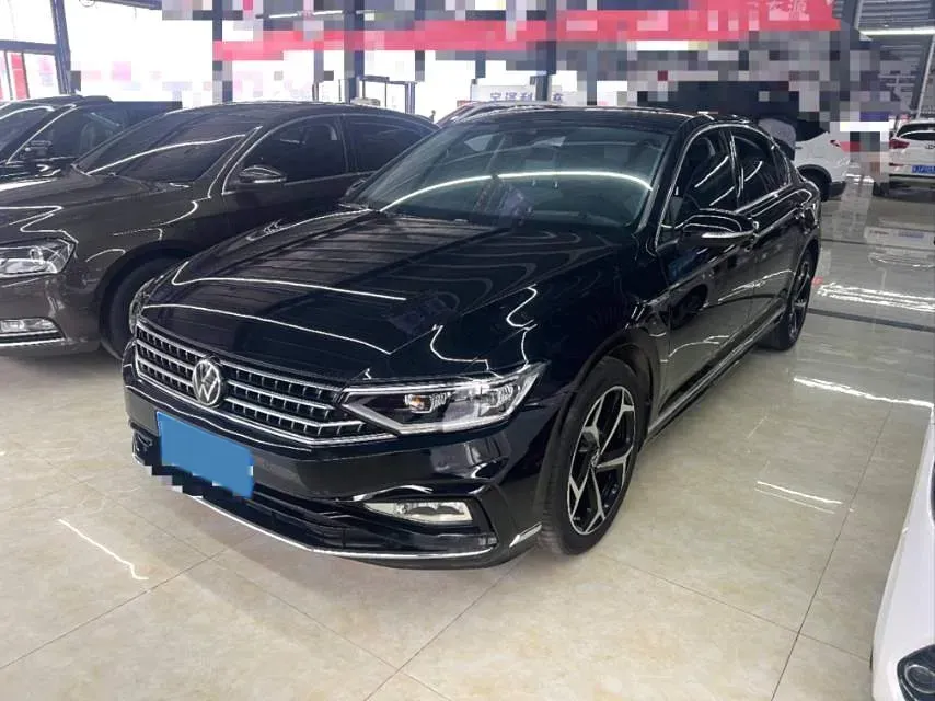 2024 Volkswagen Magotan 2.0T 186HP L4 7DCT,autocango,china used car exporter,china ev exporter,chinese used car exporter,chinese used ev exporter