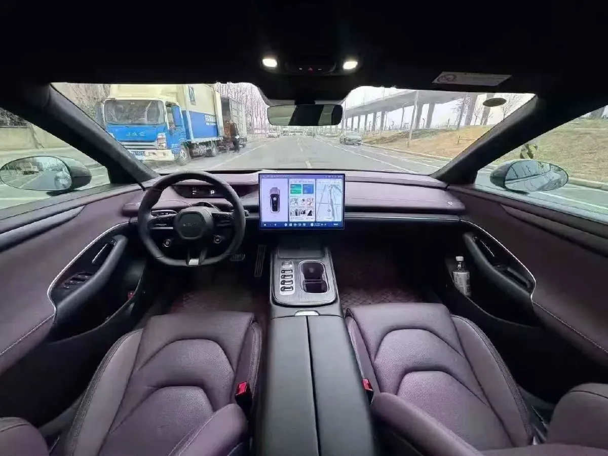 2024 MI SU7 BEV 101KWH,autocango,china used car exporter,china ev exporter,chinese used car exporter,chinese used ev exporter