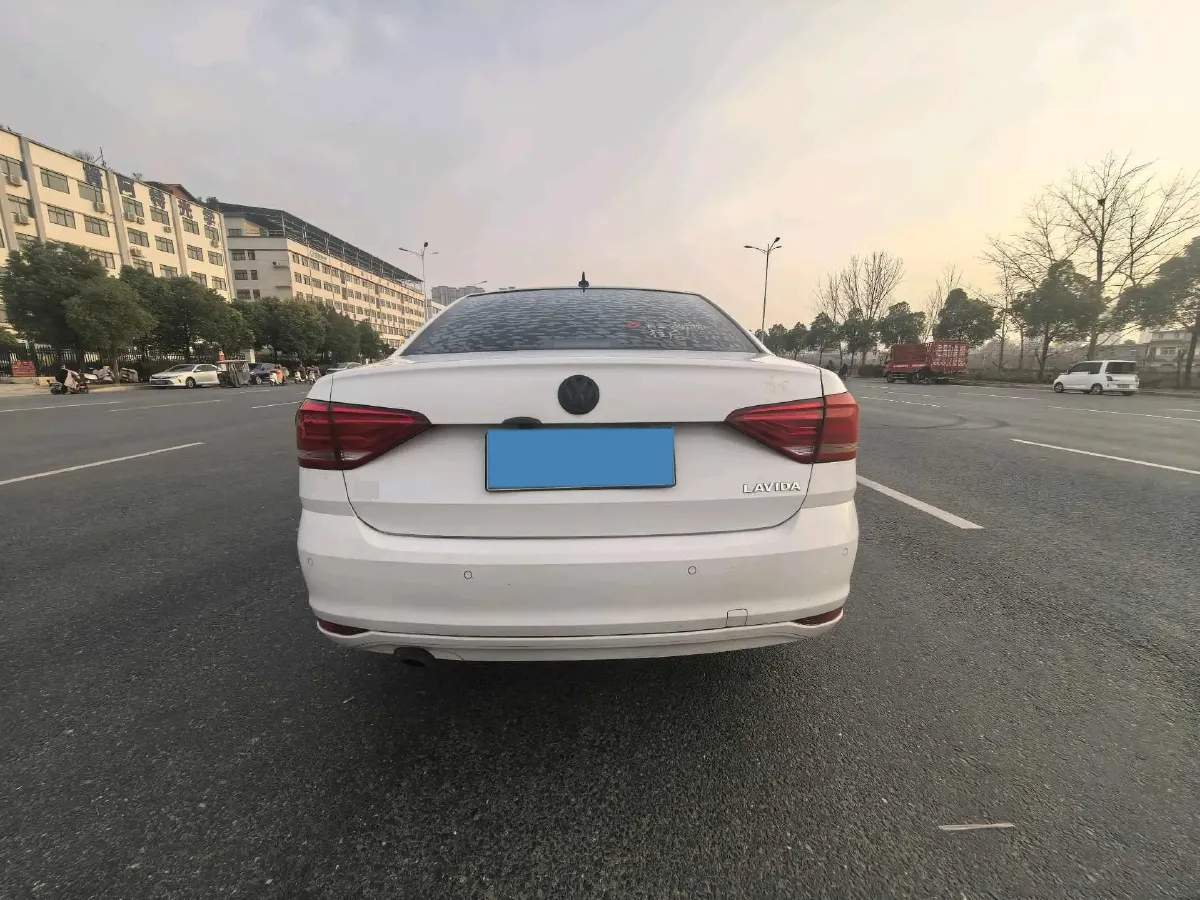 2017 Volkswagen Lavida 1.6L 110HP L4 6AT,autocango,china used car exporter,china ev exporter,chinese used car exporter,chinese used ev exporter