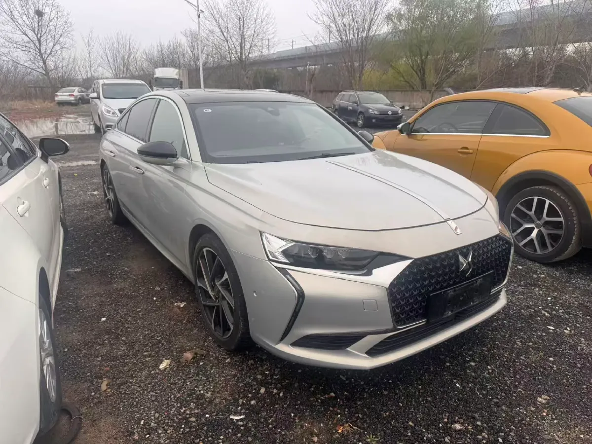 2021 Volvo S60 PHEV 2.0T 303HP L4 8AT PHEV 11.6KWH,autocango,china used car exporter,china ev exporter,chinese used car exporter,chinese used ev exporter