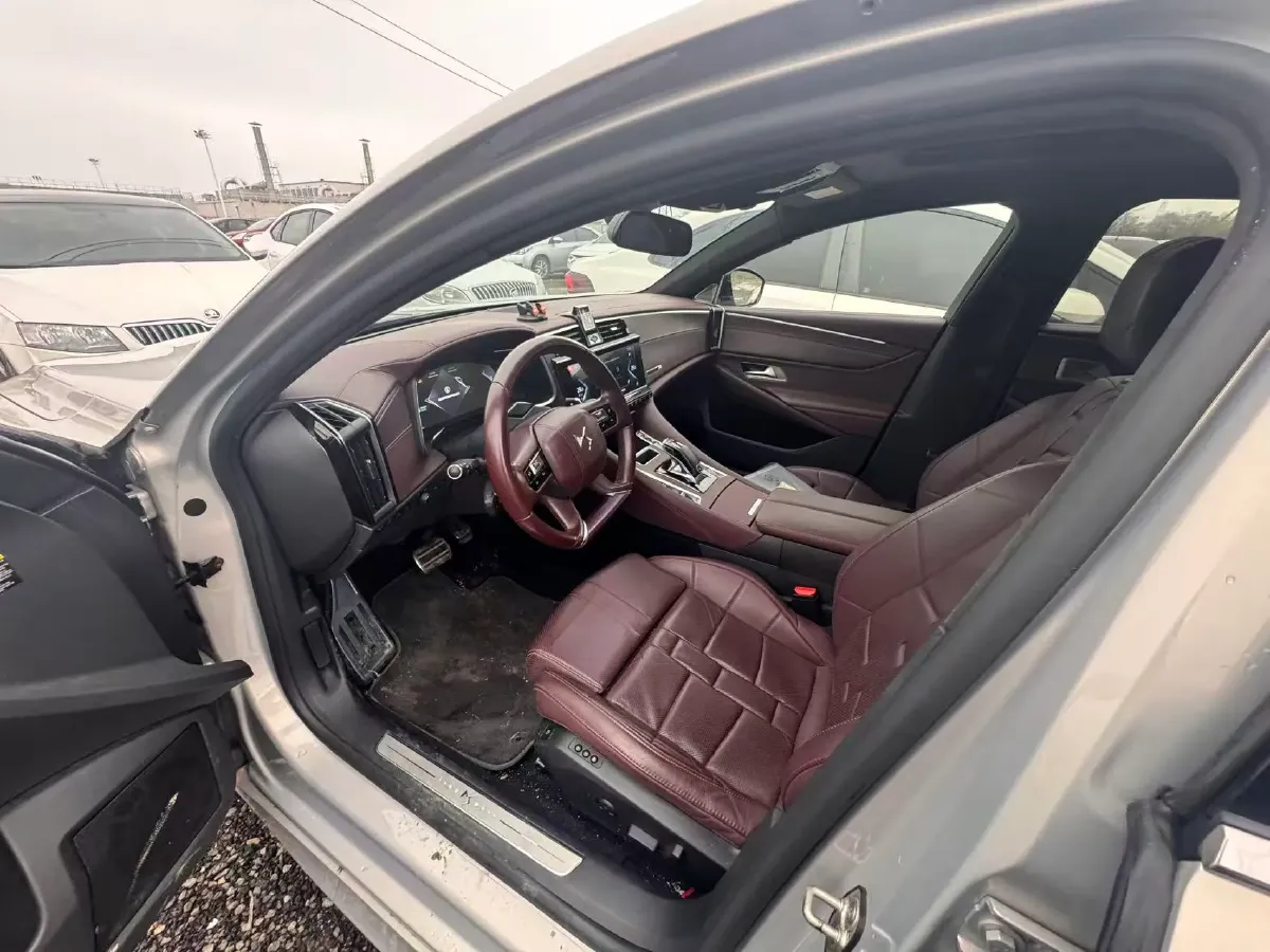 2021 Volvo S60 PHEV 2.0T 303HP L4 8AT PHEV 11.6KWH,autocango,china used car exporter,china ev exporter,chinese used car exporter,chinese used ev exporter