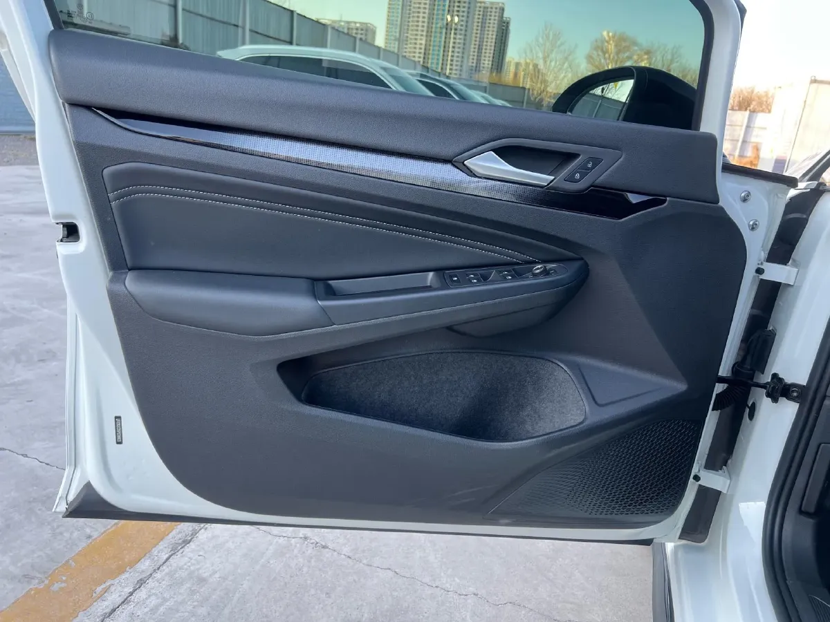 2023 Volkswagen Golf 1.4T 150HP L4 7DCT,autocango,china used car exporter,china ev exporter,chinese used car exporter,chinese used ev exporter