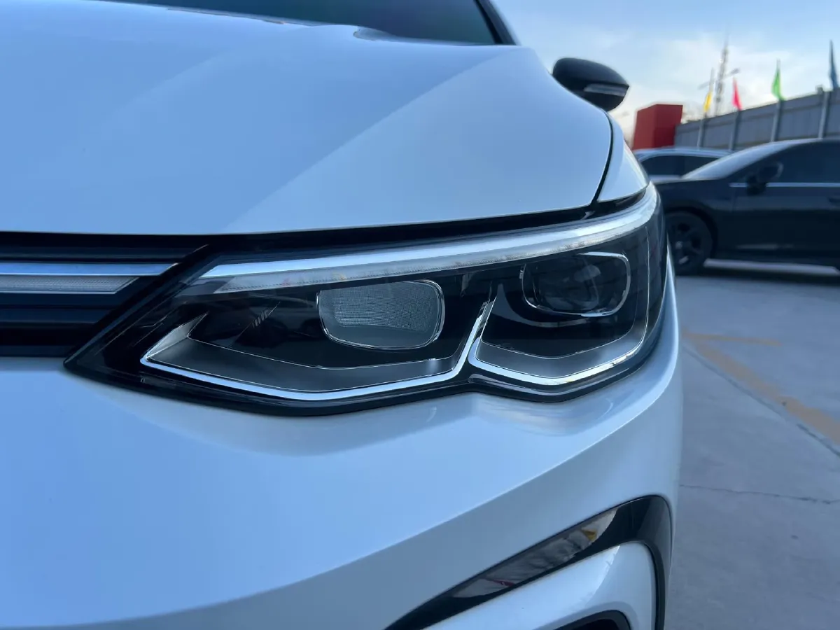 2023 Volkswagen Golf 1.4T 150HP L4 7DCT,autocango,china used car exporter,china ev exporter,chinese used car exporter,chinese used ev exporter