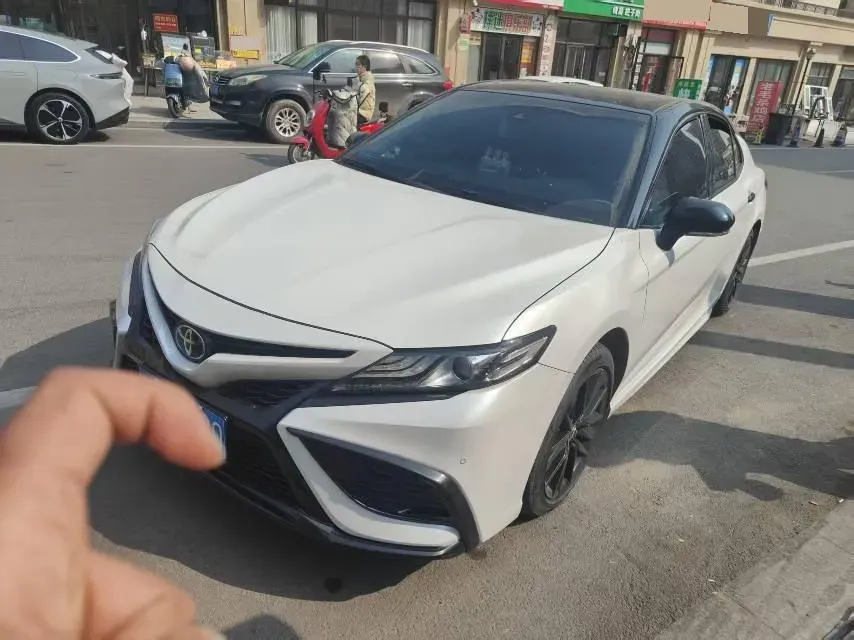 2021 Toyota Camry 2.5L 209HP L4 8AT,autocango,china used car exporter,china ev exporter,chinese used car exporter,chinese used ev exporter
