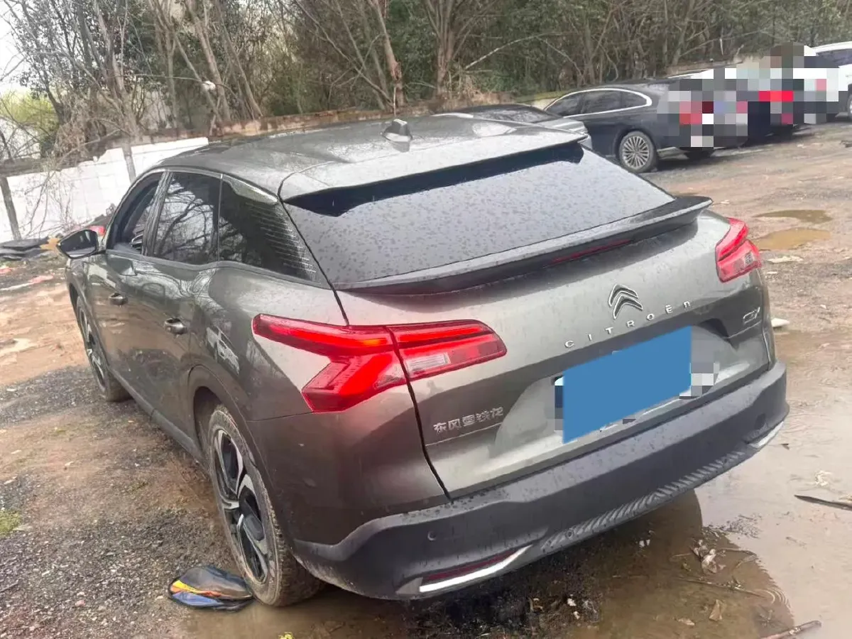 2021 Citroen C5 X 1.6T 175HP L4 8AT,autocango,china used car exporter,china ev exporter,chinese used car exporter,chinese used ev exporter