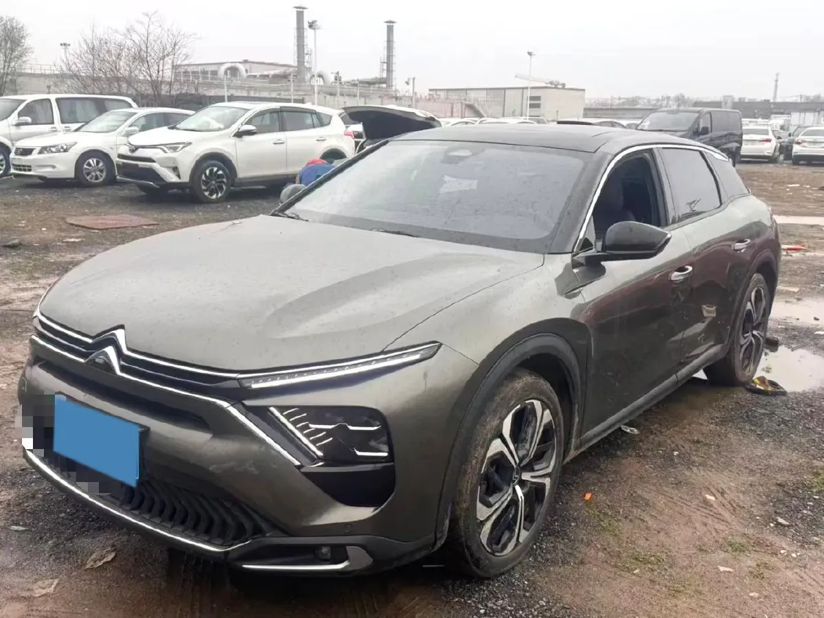 2021 Citroen C5 X 1.6T 175HP L4 8AT,autocango,china used car exporter,china ev exporter,chinese used car exporter,chinese used ev exporter