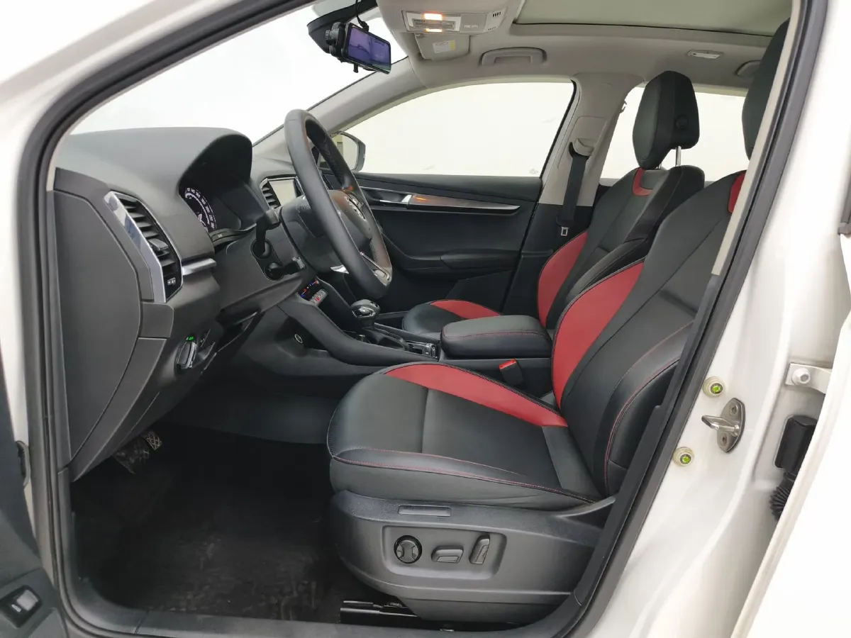 2023 Skoda Karoq 1.4T 150HP L4 7DCT,autocango,china used car exporter,china ev exporter,chinese used car exporter,chinese used ev exporter