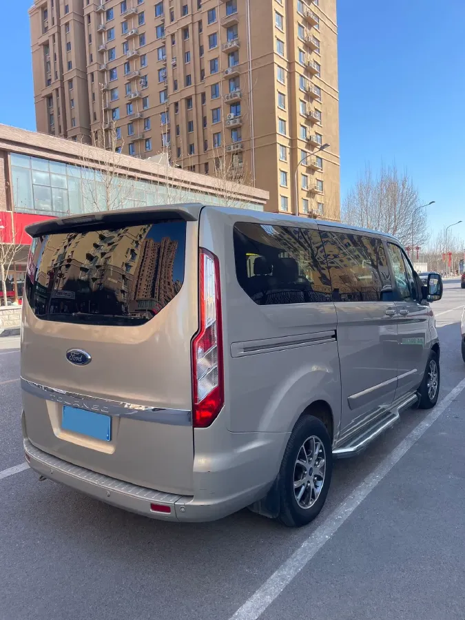 2017 Ford Tourneo 2.0T 203HP L4 6AT,autocango,china used car exporter,china ev exporter,chinese used car exporter,chinese used ev exporter