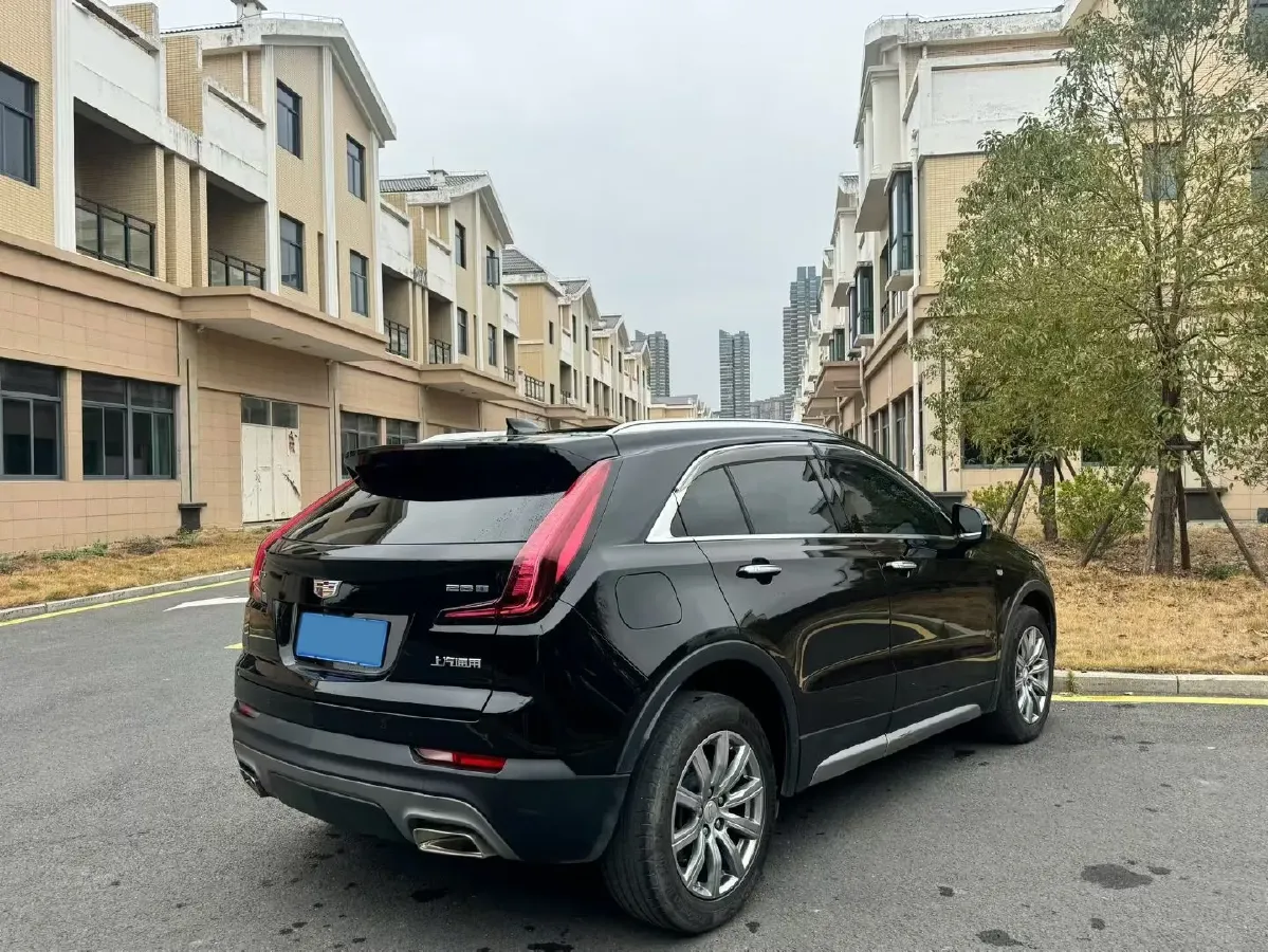 2023 Cadillac XT4 2.0T 237HP L4 9AT,autocango,china used car exporter,china ev exporter,chinese used car exporter,chinese used ev exporter