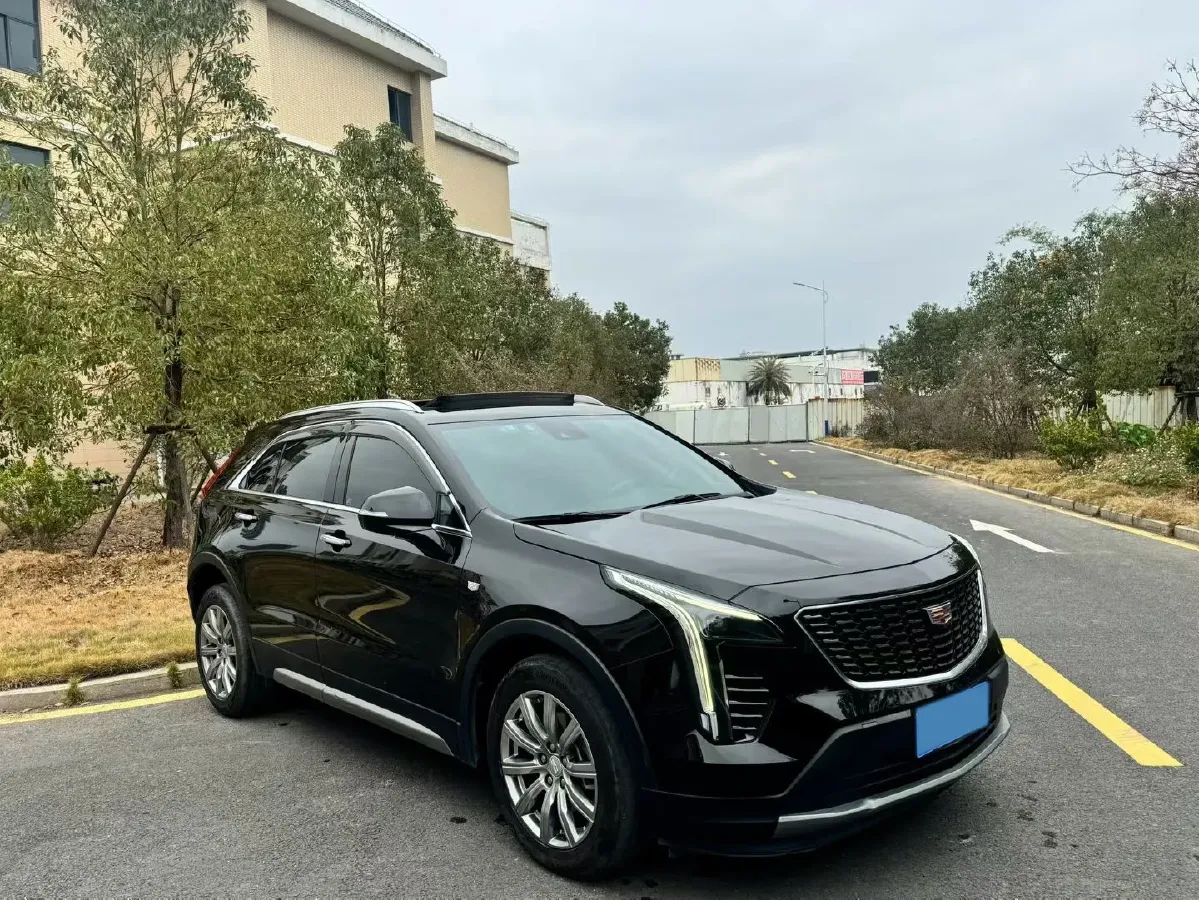 2023 Cadillac XT4 2.0T 237HP L4 9AT,autocango,china used car exporter,china ev exporter,chinese used car exporter,chinese used ev exporter