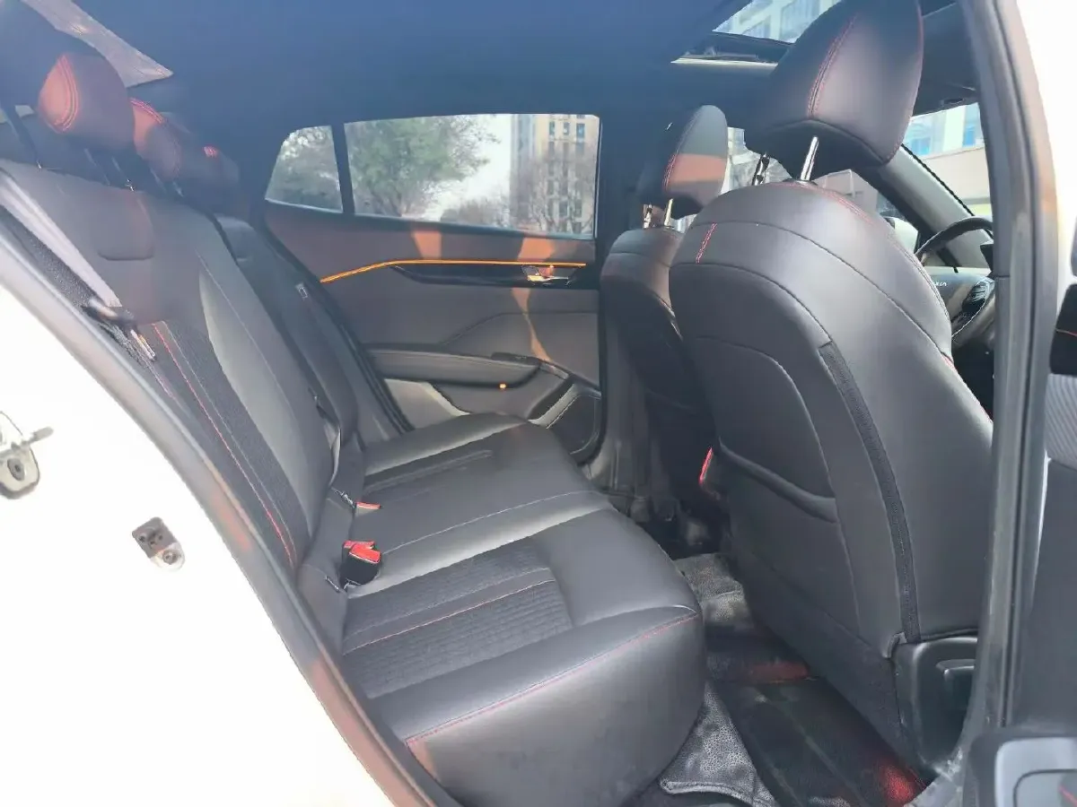 2021 DongFeng Aeolus YiXuan 1.5T 150HP L4 6DCT,autocango,china used car exporter,china ev exporter,chinese used car exporter,chinese used ev exporter