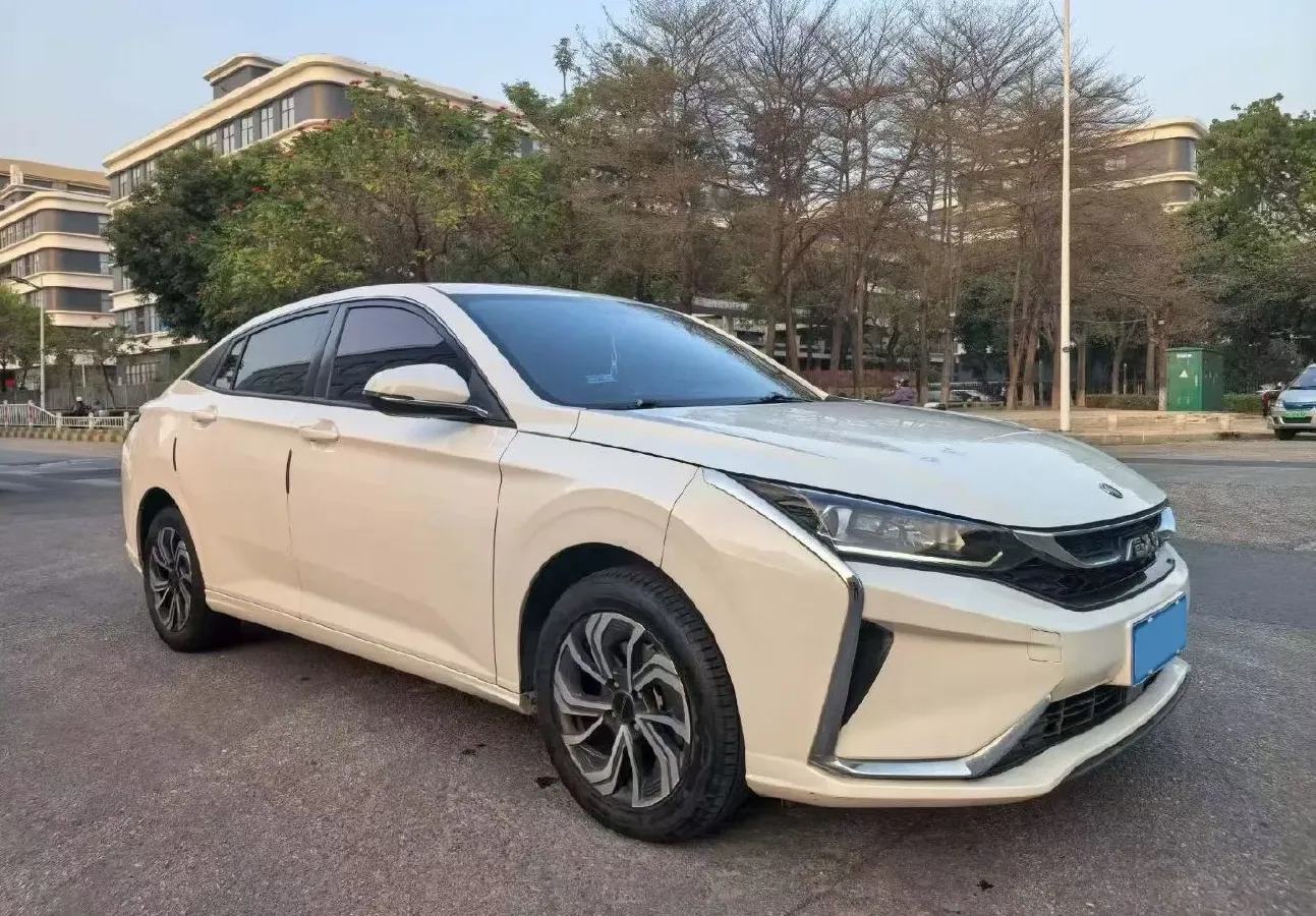 2021 DongFeng Aeolus YiXuan 1.5T 150HP L4 6DCT,autocango,china used car exporter,china ev exporter,chinese used car exporter,chinese used ev exporter