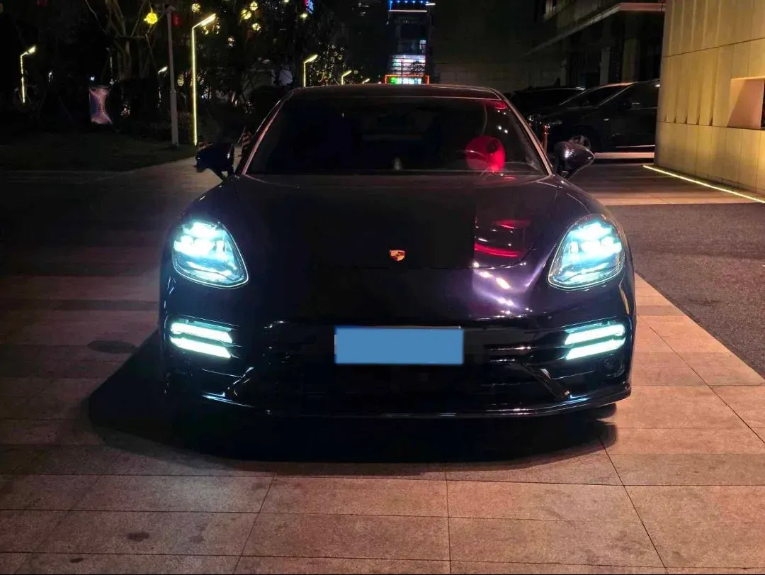 2017 BMW X6 3.0T 306HP L6 8AT,autocango,china used car exporter,china ev exporter,chinese used car exporter,chinese used ev exporter