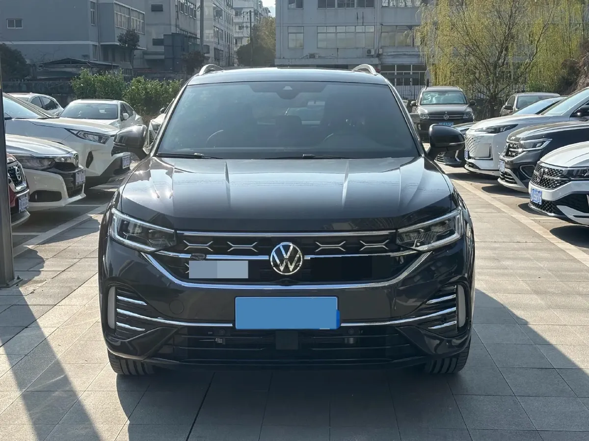 2024 Volkswagen Tayron 2.0T 220HP L4 7DCT,autocango,china used car exporter,china ev exporter,chinese used car exporter,chinese used ev exporter